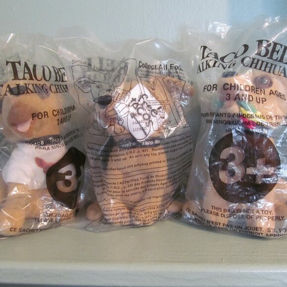 Vintage Taco Bell Talking Chihuahua Dogs, 3 In Original Packages & 2 Working! - Picture 1 of 14
